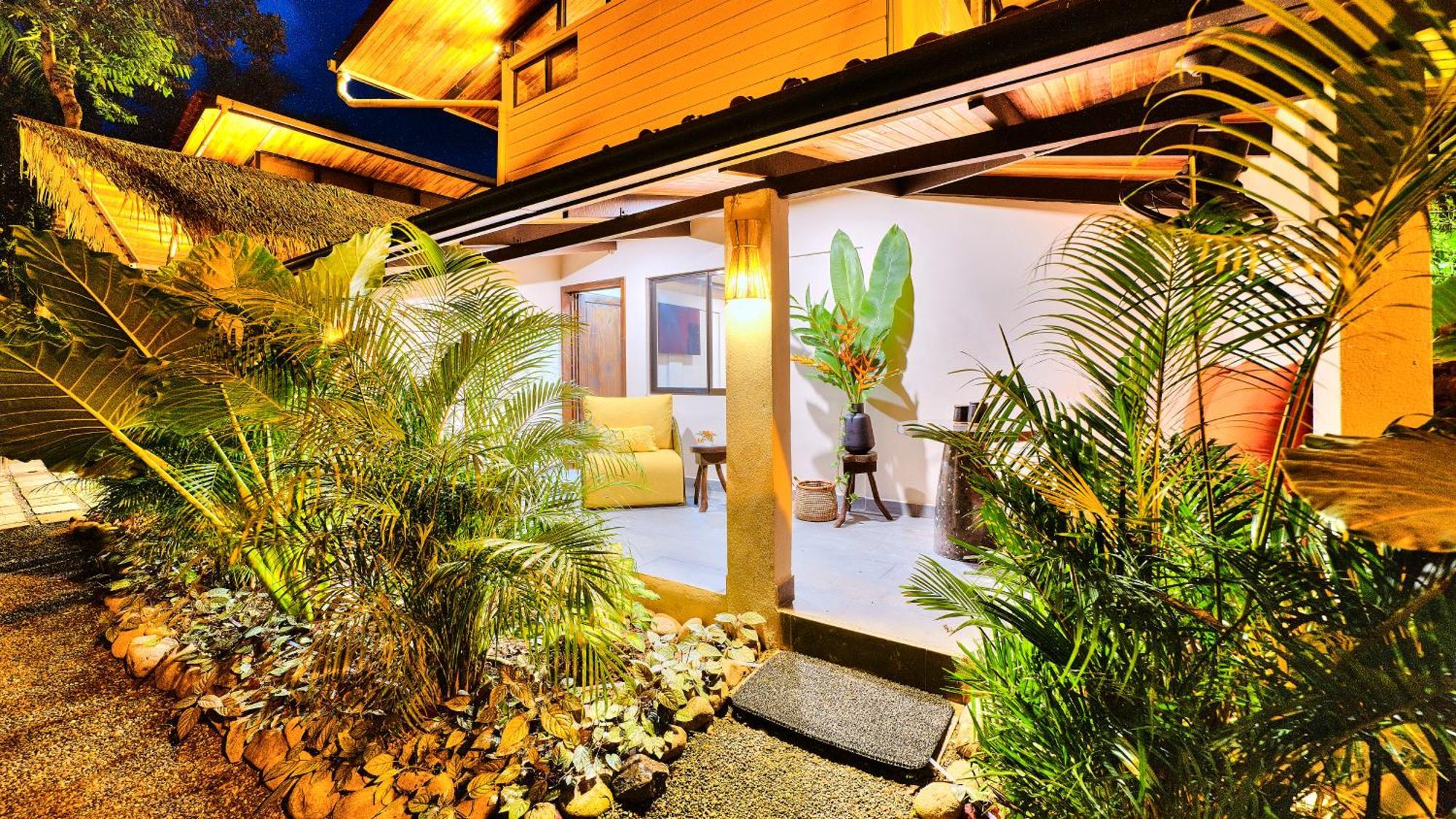 Conga Boutique Hotel Puerto Viejo de Talamanca Exterior foto