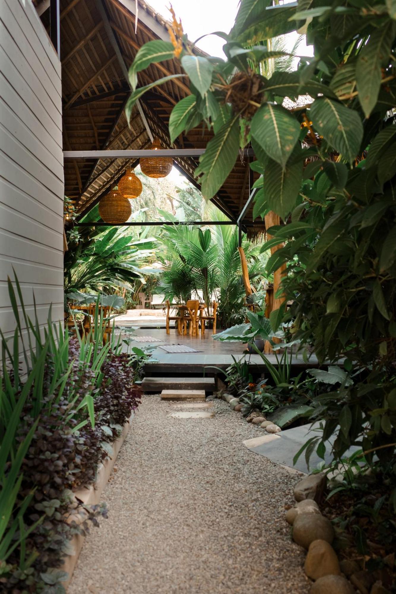 Conga Boutique Hotel Puerto Viejo de Talamanca Exterior foto